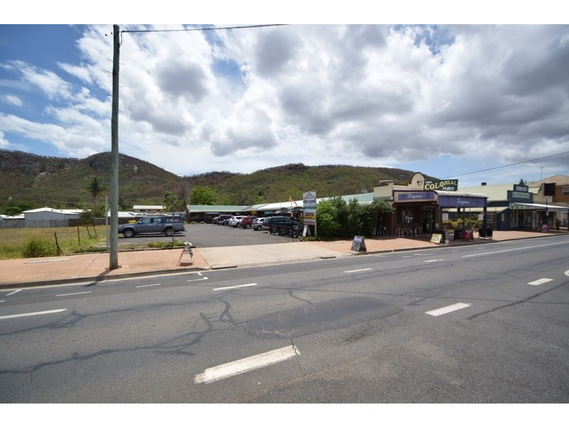 Shop 5a/137 Ipswich Street, Esk QLD 4312