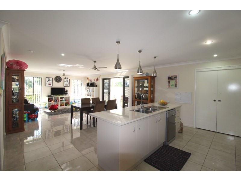 91 Fulham Street, Toogoolawah QLD 4313