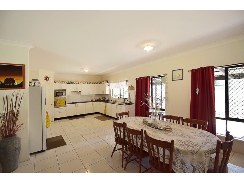 56 Buckingham Court, Mount Hallen QLD 4312