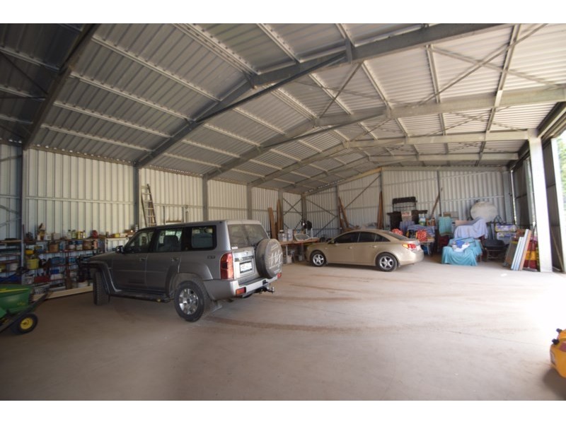 56 Buckingham Court, Mount Hallen QLD 4312