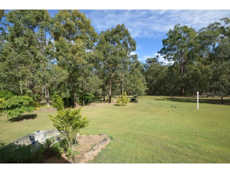 56 Buckingham Court, Mount Hallen QLD 4312