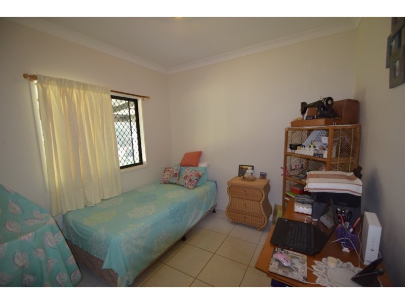 56 Buckingham Court, Mount Hallen QLD 4312