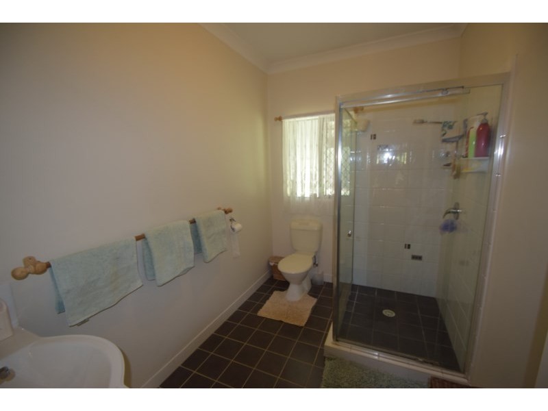 56 Buckingham Court, Mount Hallen QLD 4312