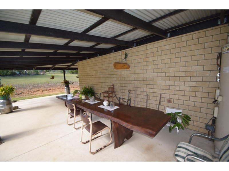 56 Buckingham Court, Mount Hallen QLD 4312