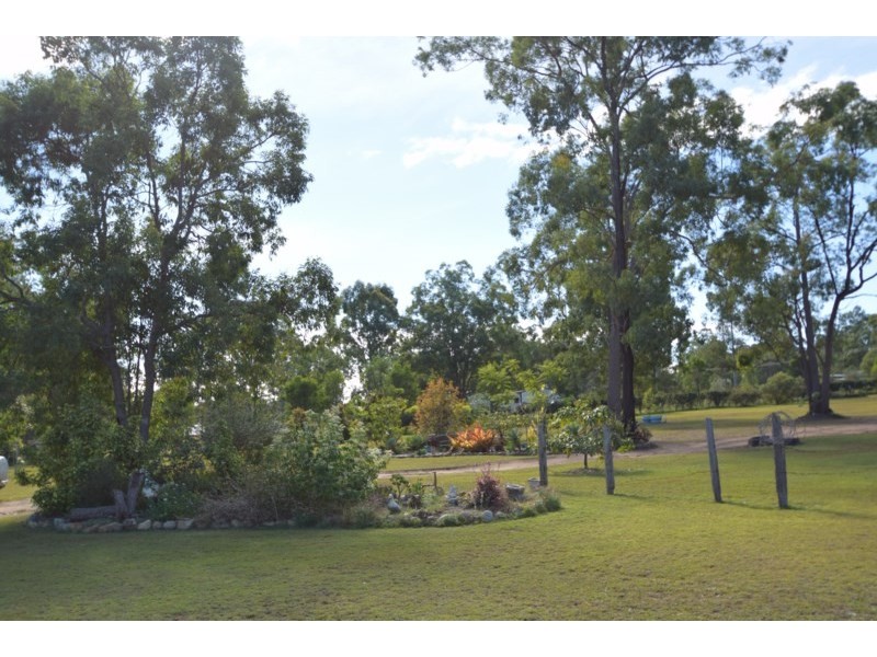 56 Buckingham Court, Mount Hallen QLD 4312