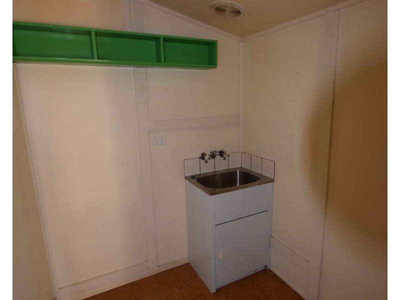 11 Gipps Street, Somerset Dam QLD 4312