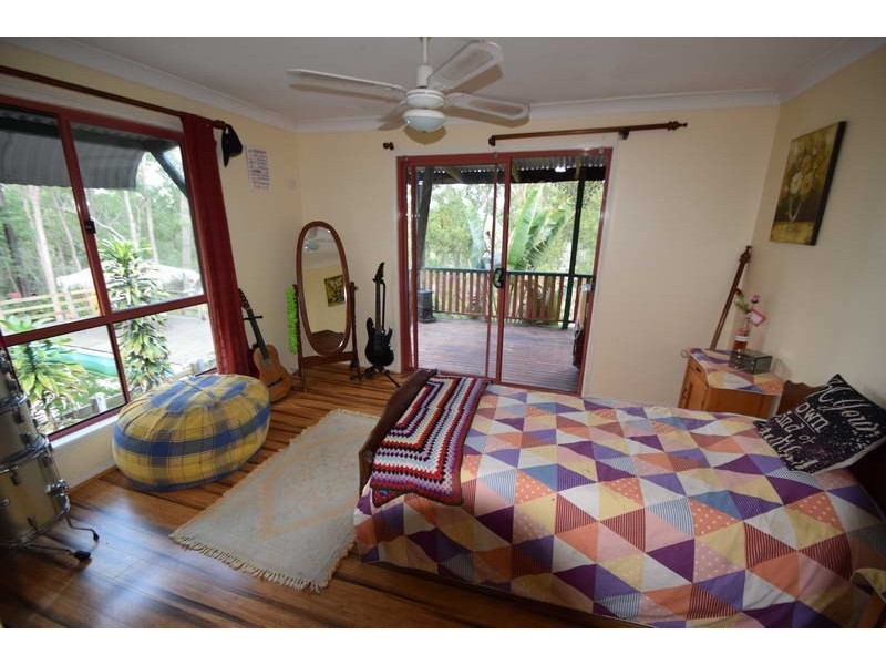 88 Lakeview Drive, Esk QLD 4312