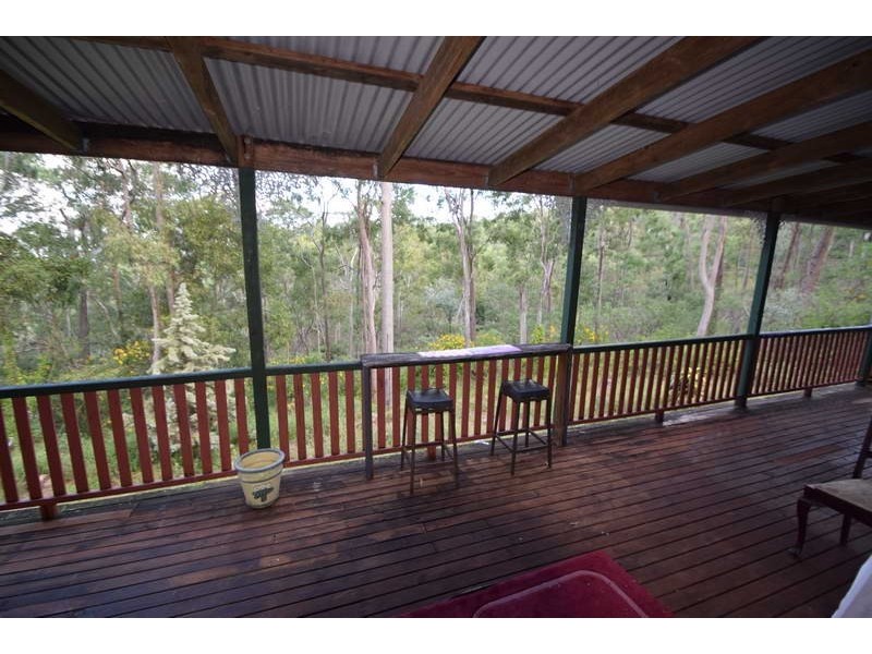 88 Lakeview Drive, Esk QLD 4312