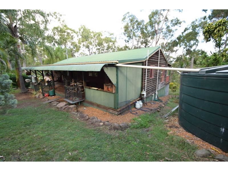 88 Lakeview Drive, Esk QLD 4312