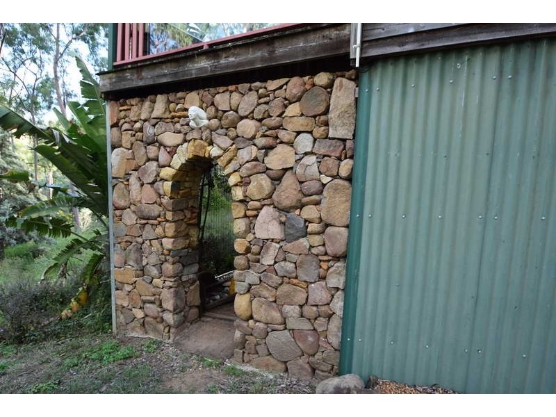 88 Lakeview Drive, Esk QLD 4312