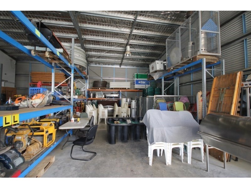 233-235 Ipswich Street, Esk QLD 4312