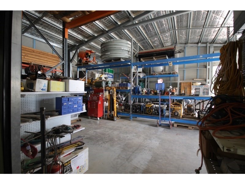 233-235 Ipswich Street, Esk QLD 4312