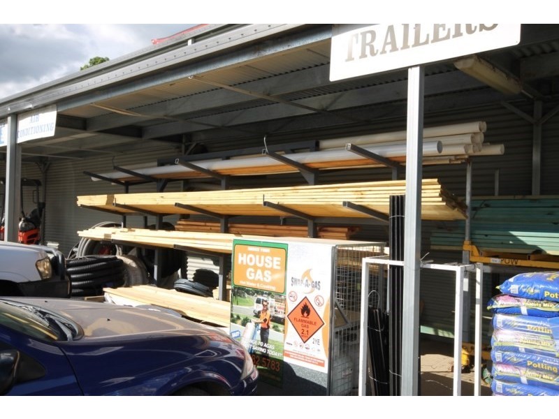 233-235 Ipswich Street, Esk QLD 4312