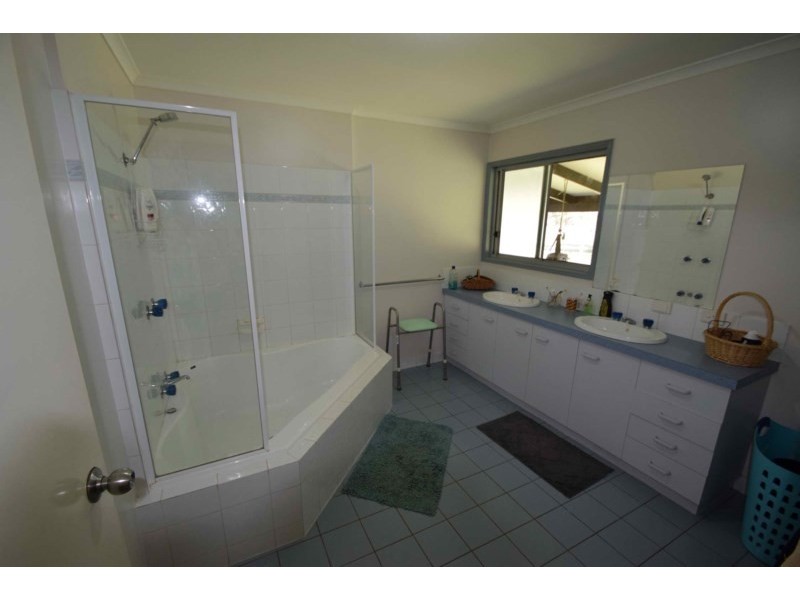 199 Larsens Road, Coominya QLD 4311