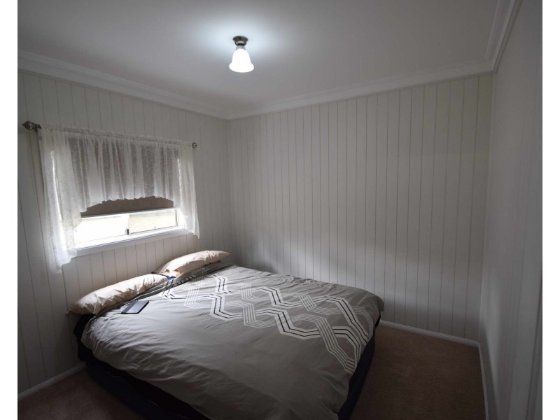 31 Argyle Court, Mount Hallen QLD 4312