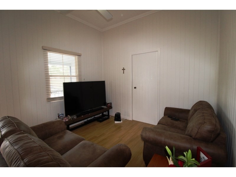 68 George Street, Toogoolawah QLD 4313