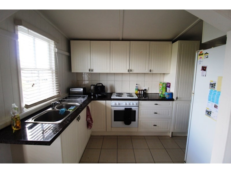 68 George Street, Toogoolawah QLD 4313