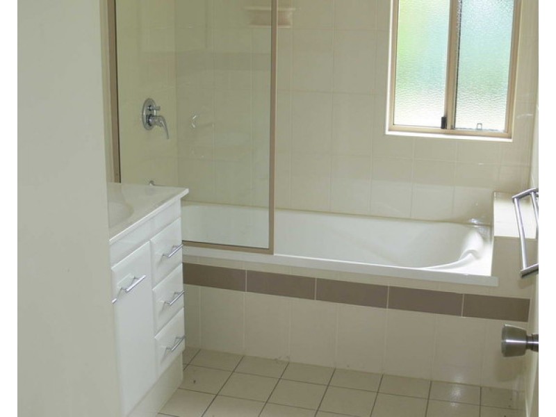 5/67 East Street, Esk QLD 4312