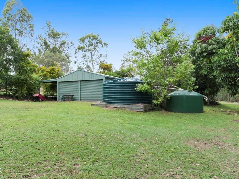 42 Buckingham Court, Mount Hallen QLD 4312