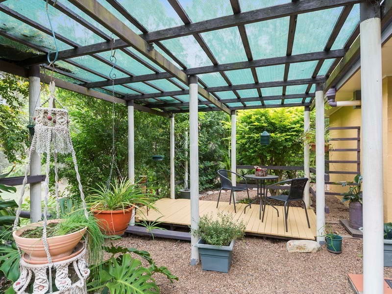 42 Buckingham Court, Mount Hallen QLD 4312