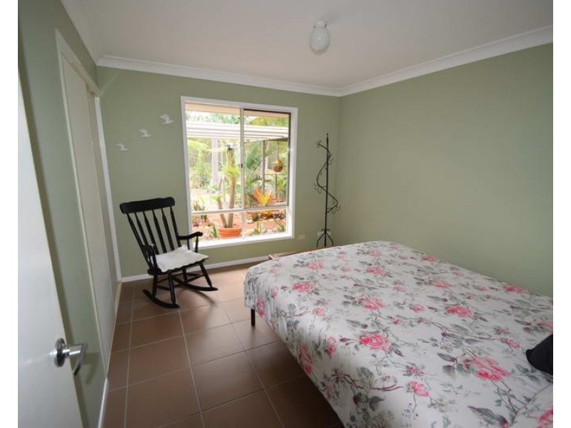 75 Gloucester Court, Mount Hallen QLD 4312