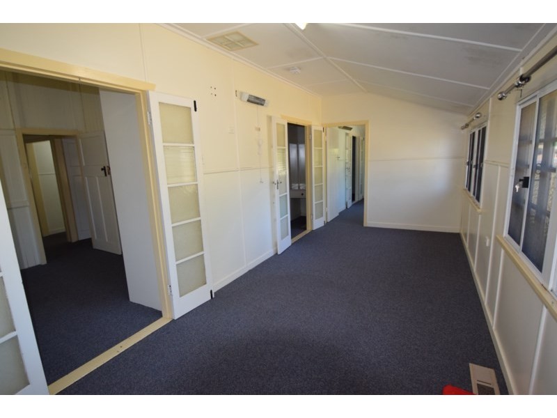 49 Middle Street, Esk QLD 4312