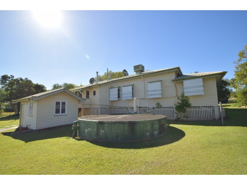 49 Middle Street, Esk QLD 4312