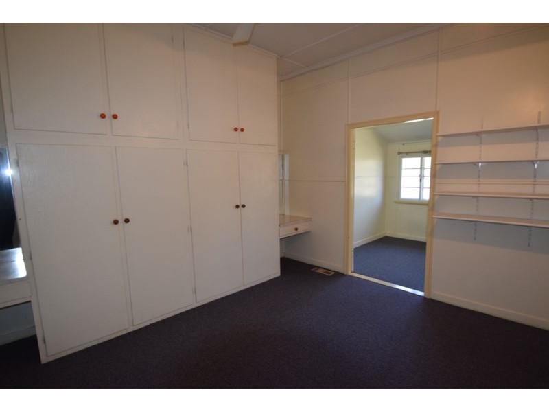 49 Middle Street, Esk QLD 4312