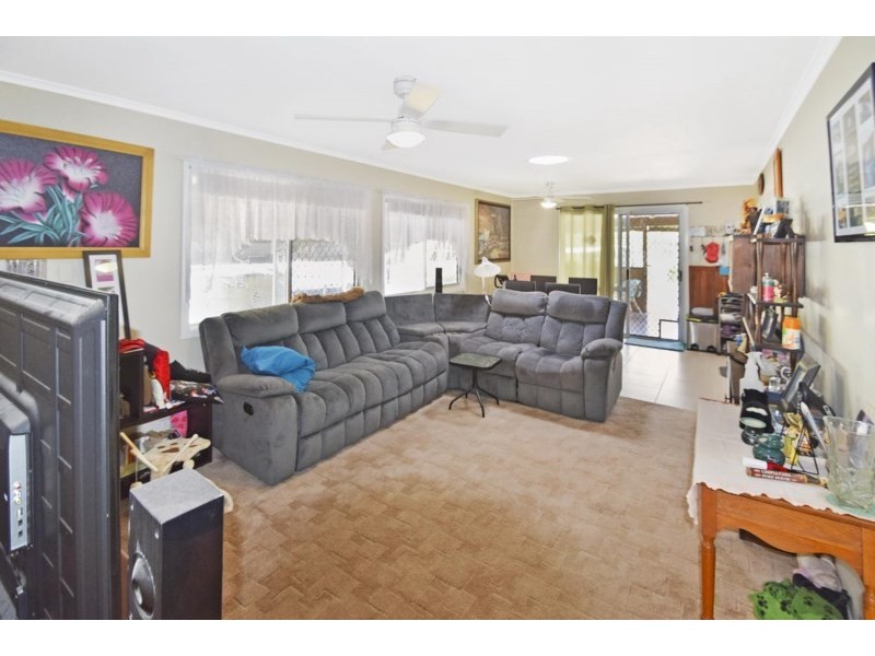 8 BARBOUR Street, Esk QLD 4312