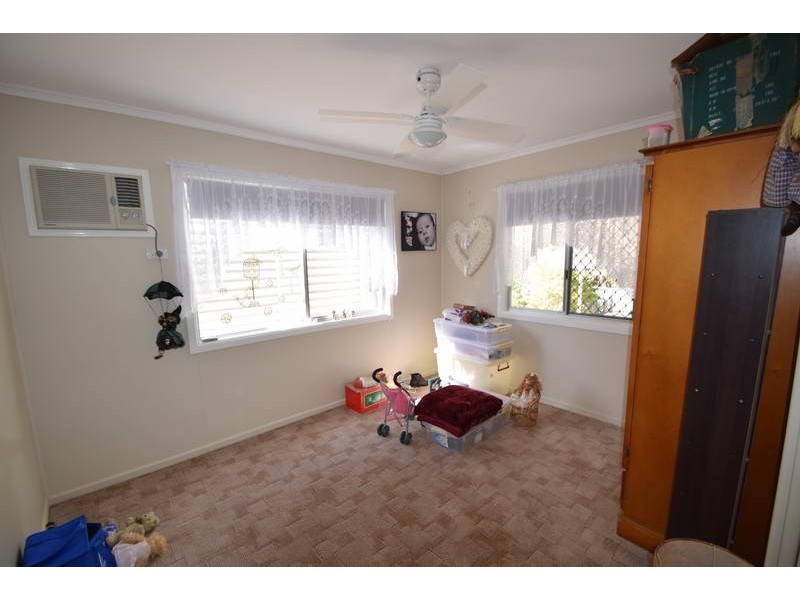 8 BARBOUR Street, Esk QLD 4312