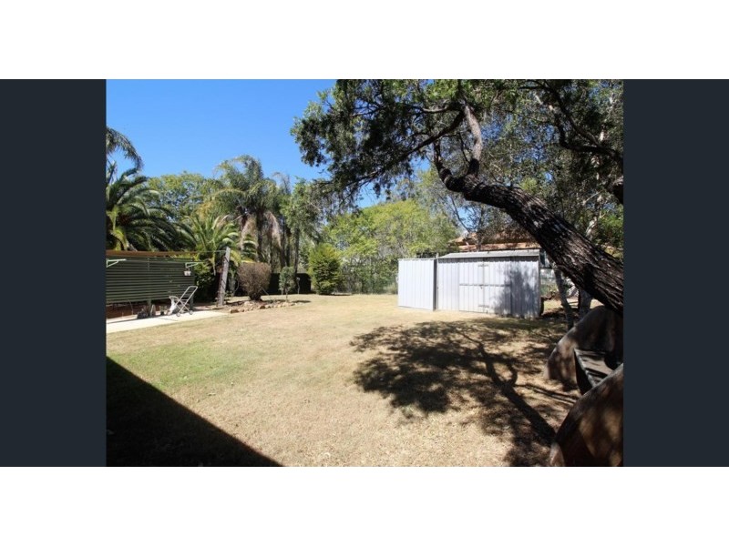 8 BARBOUR Street, Esk QLD 4312