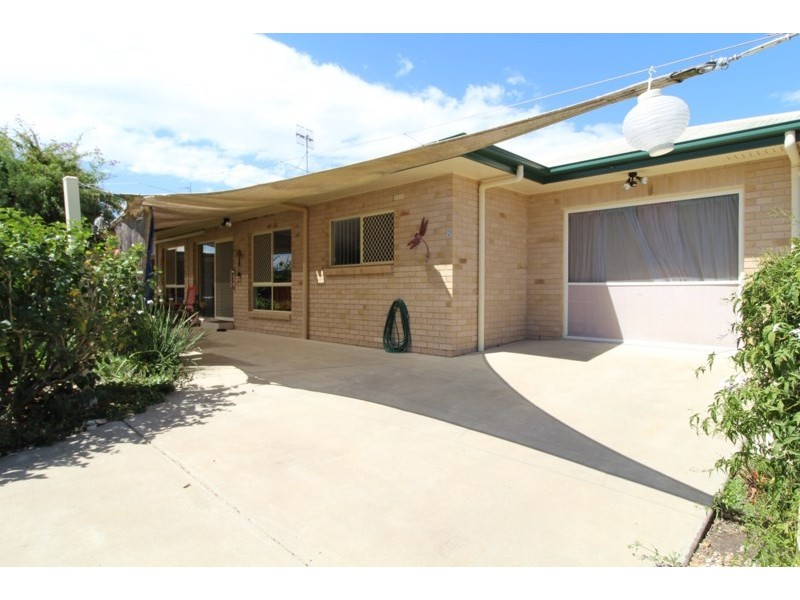 2/4 George Street, Toogoolawah QLD 4313
