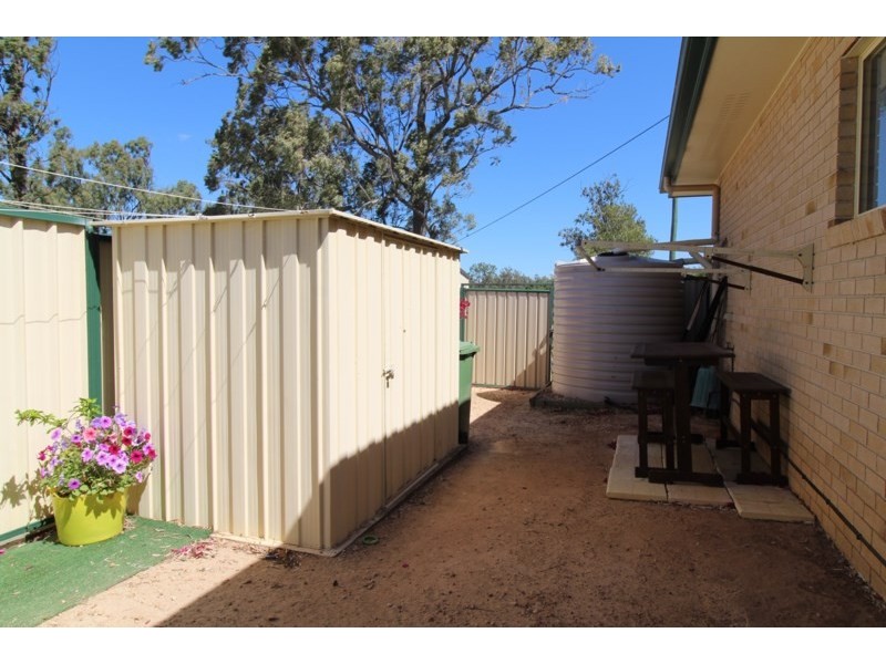 2/4 George Street, Toogoolawah QLD 4313
