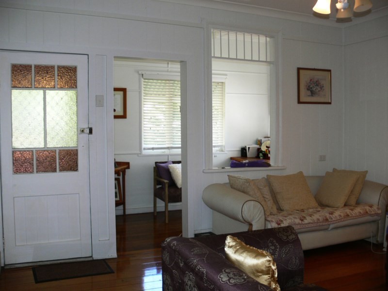 55 Ipswich Street, Esk QLD 4312