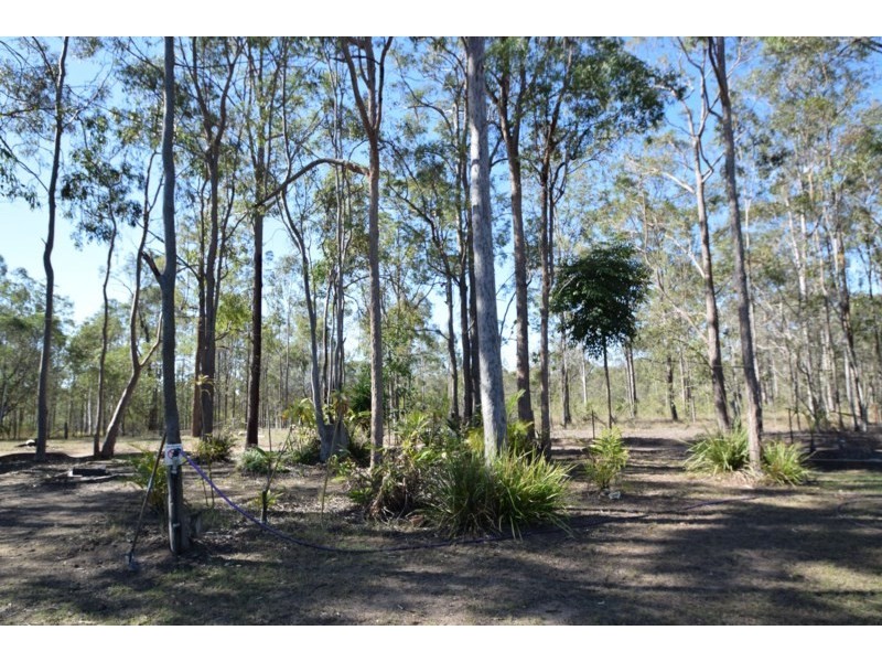 190 Edinburgh Drive, Mount Hallen QLD 4312