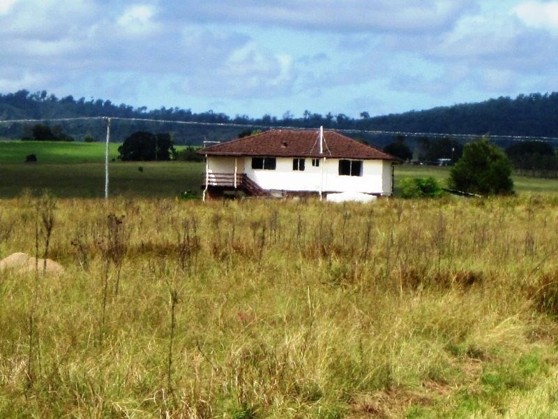 2 Harch Road, Toogoolawah QLD 4313