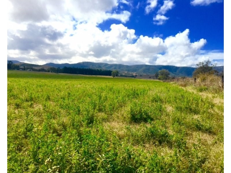 929 Cooeeimbardi Road, Lower Cressbrook QLD 4313