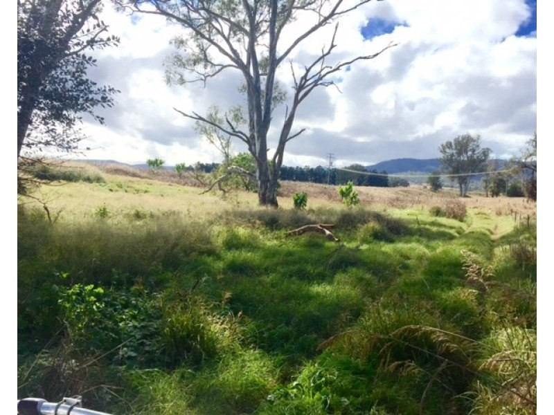 929 Cooeeimbardi Road, Lower Cressbrook QLD 4313