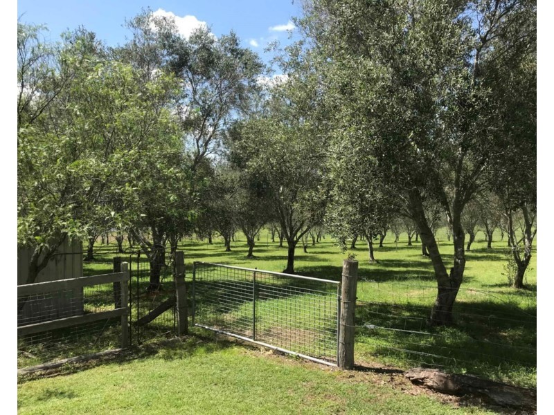 566 Esk Crows Nest Road, Biarra QLD 4313