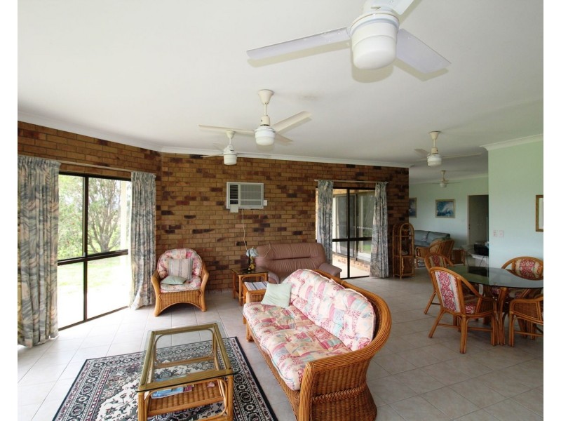 234 Paddy Gully Road, Glen Esk QLD 4312