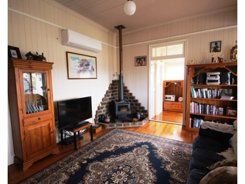 2 McConnel Street, Braemore QLD 4313