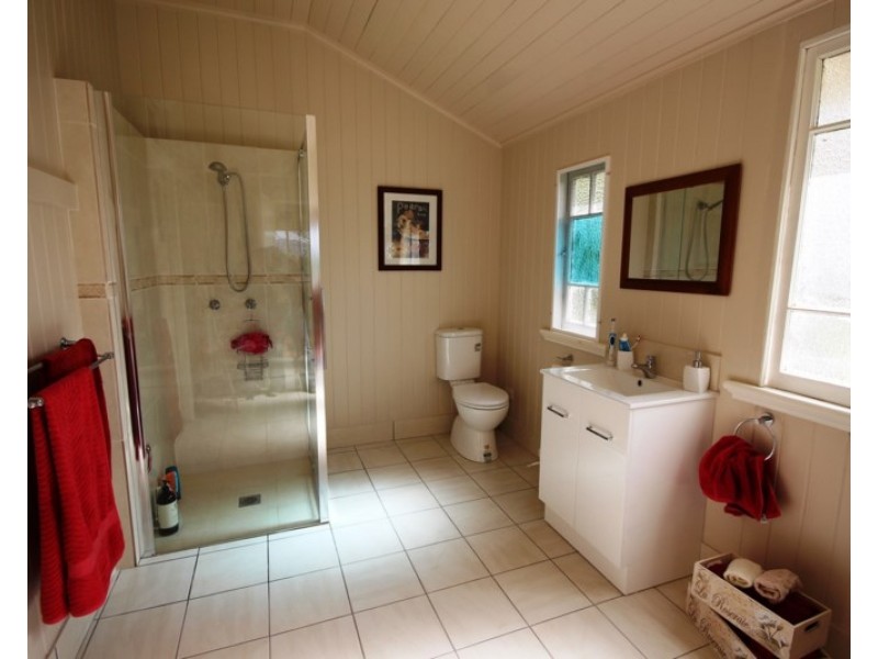 2 McConnel Street, Braemore QLD 4313