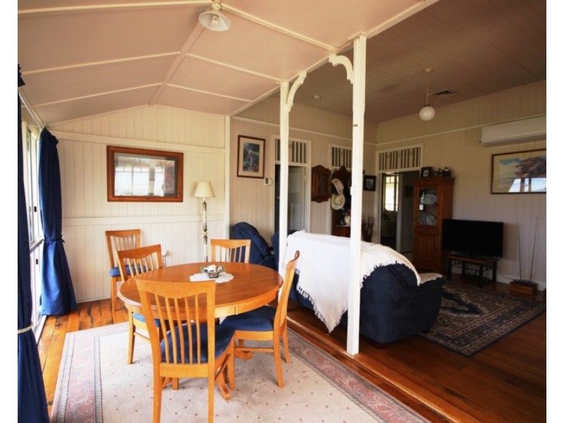 2 McConnel Street, Braemore QLD 4313
