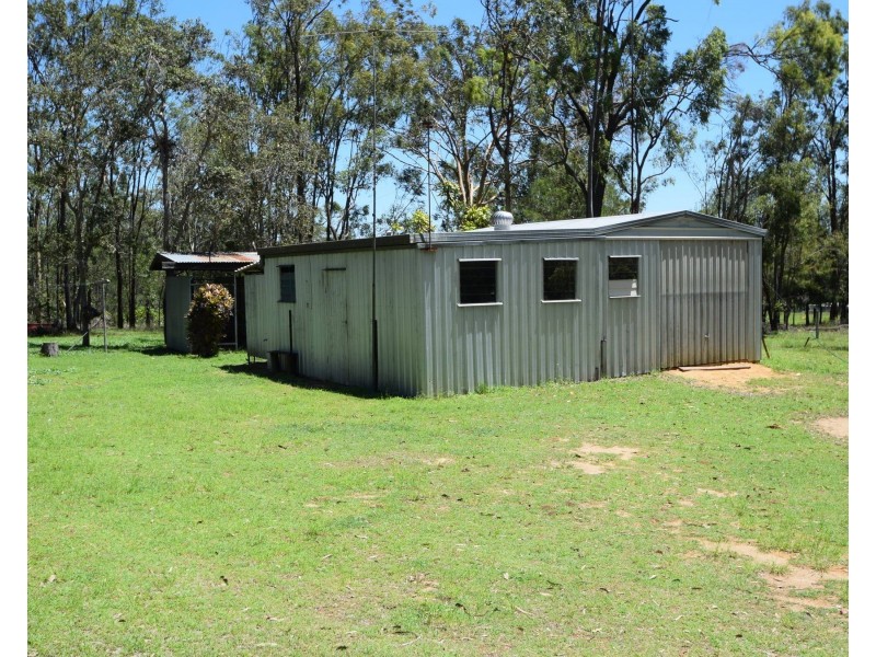 36 Pine Crescent, Esk QLD 4312