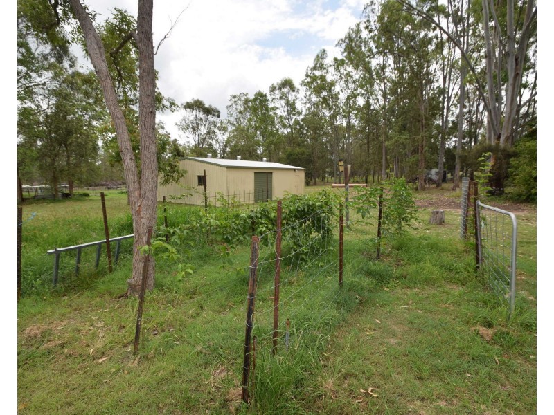 54 Dunlop Road, Esk QLD 4312