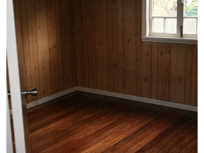 73 Dingyarra Street, Toogoolawah QLD 4313