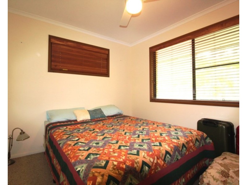 72 Creek Street, Esk QLD 4312