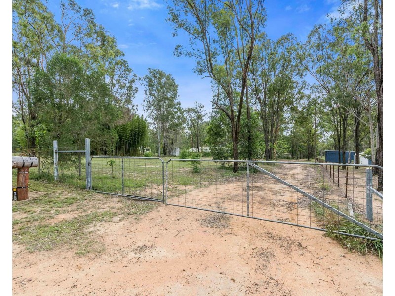 38 Laurel Street, Esk QLD 4312