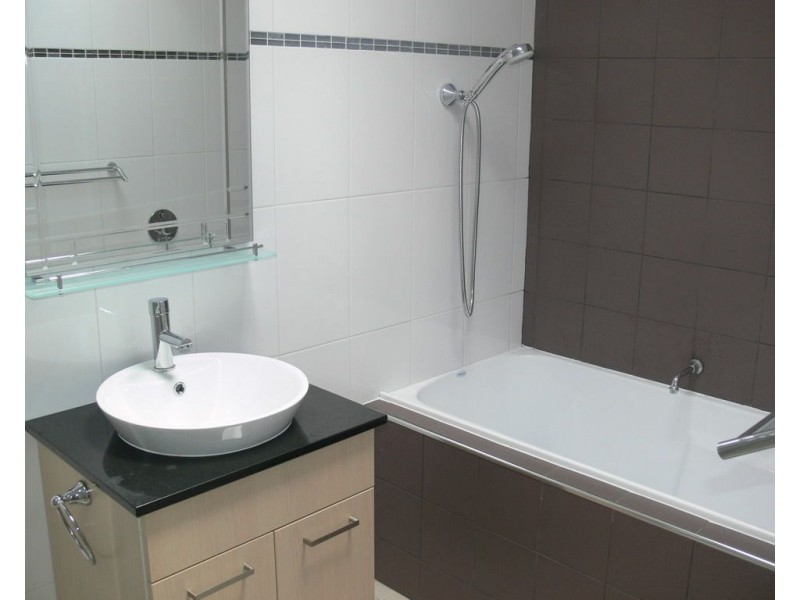 102 Pine Crescent, Esk QLD 4312