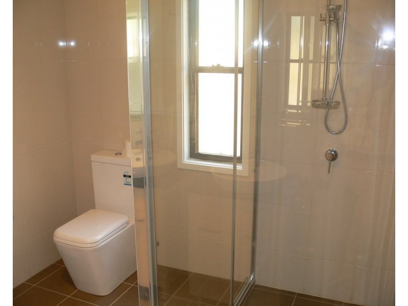 102 Pine Crescent, Esk QLD 4312